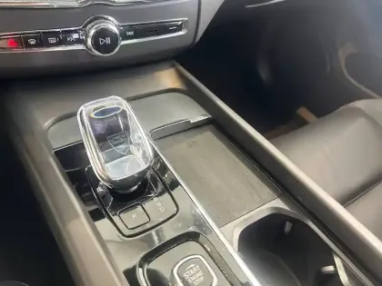 Photo 19 Volvo Xc60  T8 AWD Hybride rechargeable 310 ch+145 ch Geartronic 8