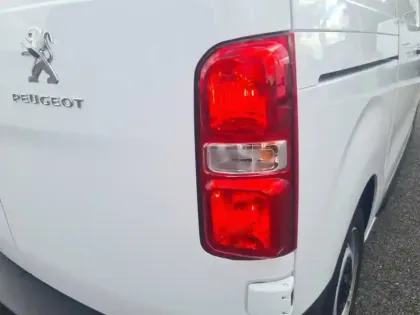 Photo 36 Peugeot Expert  FGN TOLE M BLUEHDI 145 BVM6