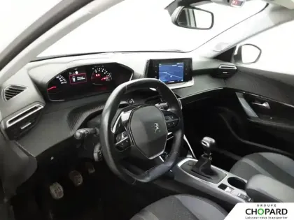 Photo 9 Peugeot 2008  PureTech 100 S&S BVM6