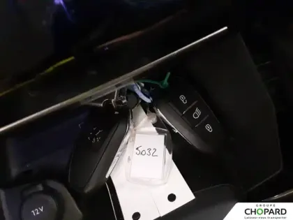 Photo 13 Peugeot 2008  PureTech 100 S&S BVM6