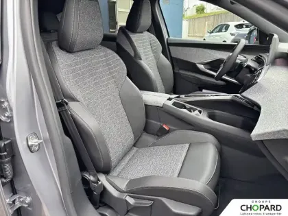 Photo 23 Peugeot 3008  Hybrid 136 e-DCS6