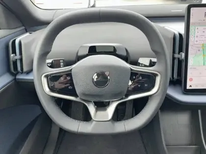 Photo 11 Volvo Ex30  Twin Performance 428 ch 1EDT