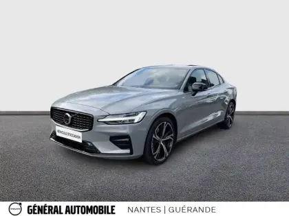 Photo Volvo S60 Plus Style Dark