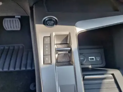 Photo 33 Peugeot 308  Electrique 54 kWh 156ch