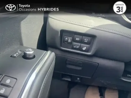 Photo 13 Toyota Highlander  2.5 Hybrid 248ch Lounge AWD-I MY24