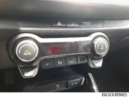Photo 10 Kia Stonic  1.0 T-GDi 100ch Active DCT7