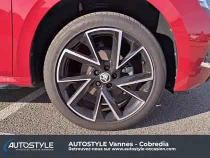 Photo 8 Skoda Kamiq  1.0 TSI Evo 110ch Monte-Carlo DSG7