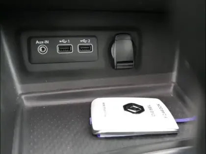 Photo 6 Renault Megane  1.5 Blue dCi 115ch Techno EDC