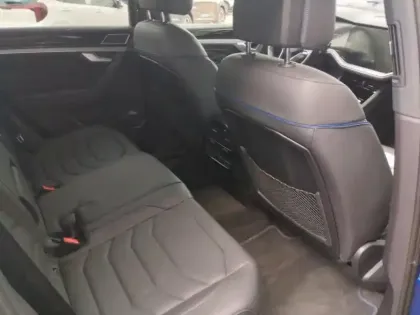Photo 11 Volkswagen Touareg  3.0 TSI eHybrid 462ch R 4Motion BVA8