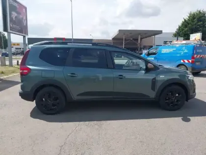 Photo 57 Dacia Jogger  Hybrid 140 7 places GSR2