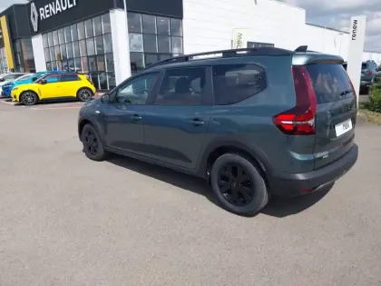 Photo 50 Dacia Jogger  Hybrid 140 7 places GSR2