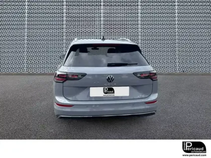 Photo 18 Volkswagen Golf  SW 1.5 eTSI EVO2 150 DSG7