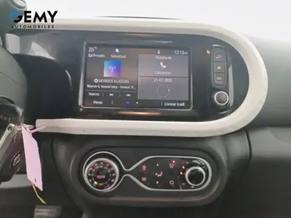 Photo 12 Renault Twingo  III Achat Intégral - 21