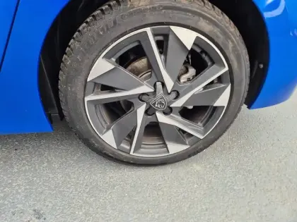 Photo 33 Peugeot 308  PureTech 130ch S&S BVM6