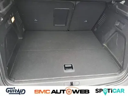 Photo 27 Peugeot 3008  Hybrid 225 e-EAT8
