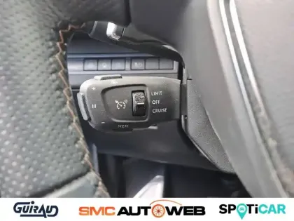 Photo 38 Peugeot 3008  Hybrid 225 e-EAT8