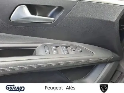 Photo 77 Peugeot 3008  Hybrid 225 e-EAT8