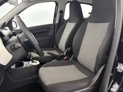 Photo 39 Renault Twingo  III Achat Intégral - 21