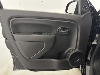 Photo 42 Renault Twingo  III Achat Intégral - 21