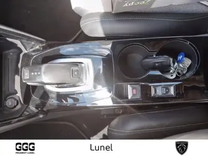 Photo 15 Peugeot 208  PureTech 130 S&S EAT8