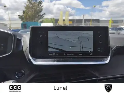 Photo 20 Peugeot 208  PureTech 130 S&S EAT8