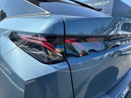 Photo 36 Peugeot 3008  Electrique 73 kWh 210 ch
