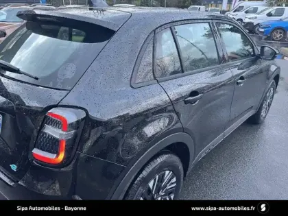 Photo 35 Fiat 600 e 54 kWh 156 ch