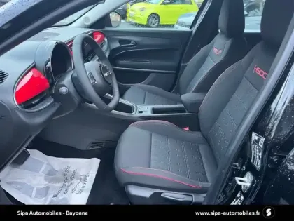 Photo 8 Fiat 600 e 54 kWh 156 ch