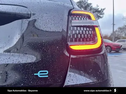 Photo 37 Fiat 600 e 54 kWh 156 ch