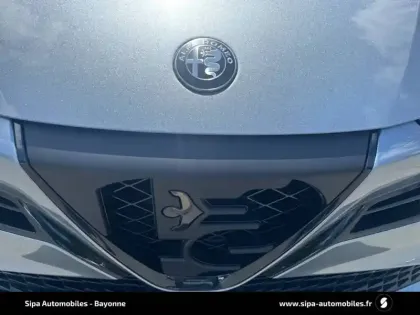 Photo 81 Alfa Romeo Junior  1.2 Ibrida 136 ch eDCT6