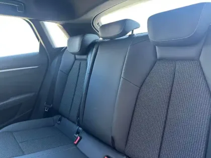 Photo 36 Audi A3  Allstreet 40 TFSI e Hybride rechargeable 204 S tronic 6