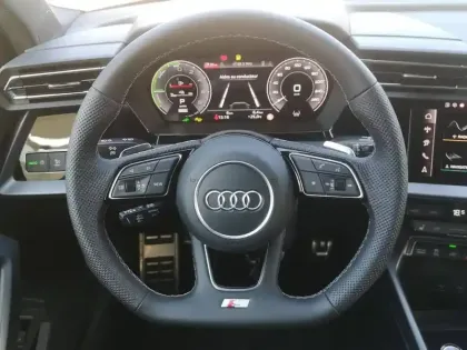 Photo 65 Audi A3  Allstreet 40 TFSI e Hybride rechargeable 204 S tronic 6