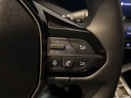 Photo 72 Peugeot 308  SW BlueHDi 130ch S&S EAT8