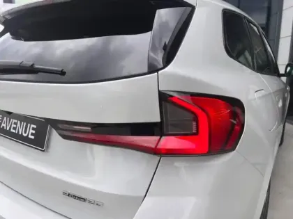 Photo 13 BMW X1  ieDrive20 204ch M Sport