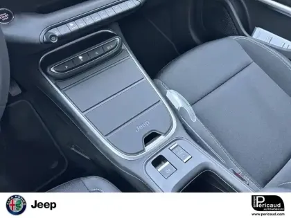 Photo 31 Jeep Avenger  1.2 Turbo T3 110 ch e-Hybrid BVR6