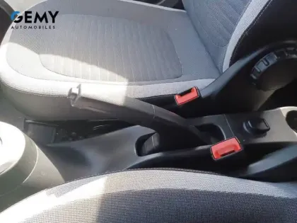 Photo 17 Renault Twingo  III Achat Intégral - 21