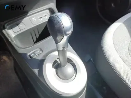 Photo 16 Renault Twingo  III Achat Intégral - 21