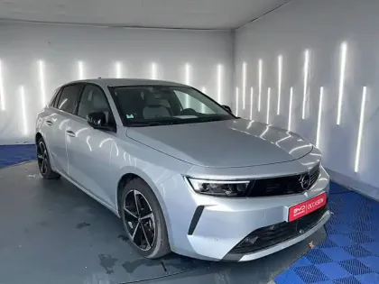 Photo 36 Opel Astra  Hybrid 180 ch BVA8