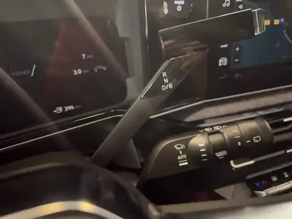 Photo 12 Renault 5 Renault  E-Tech Electrique 10 ch autonomie confort