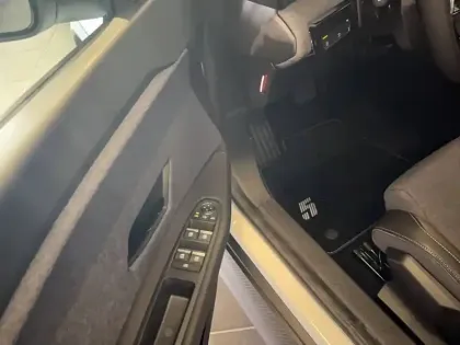 Photo 10 Renault 5 Renault  E-Tech Electrique 10 ch autonomie confort