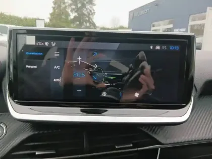 Photo 39 Peugeot 208  Electrique 50 kWh 136ch