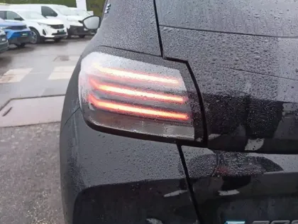 Photo 38 Peugeot 208  Electrique 50 kWh 136ch