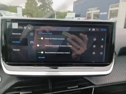 Photo 42 Peugeot 208  Electrique 50 kWh 136ch