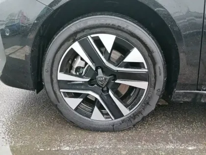 Photo 34 Peugeot 208  Electrique 50 kWh 136ch