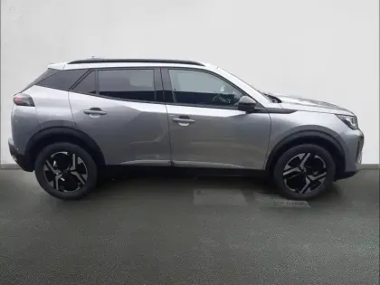 Photo 23 Peugeot 2008  Hybrid 136 e-DCS6