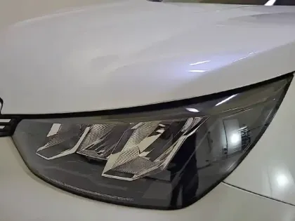 Photo 15 Peugeot 2008  Electrique 136 ch