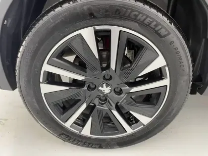 Photo 16 Peugeot 2008  Electrique 136 ch