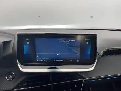 Photo 19 Peugeot 2008  Electrique 136 ch