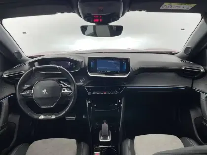 Photo 29 Peugeot 2008  Electrique 136 ch
