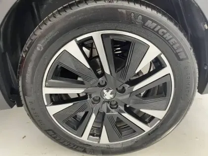 Photo 15 Peugeot 2008  Electrique 136 ch